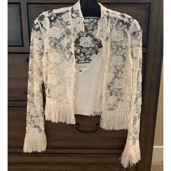 NWOT Percival Top in Ivory - Picture 6 of 7